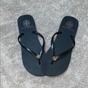 Tory Burch flip flops gently used!